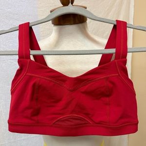 Vintage Lululemon sports bra with adjustable straps size 6